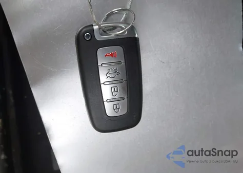 2013 Hyundai Sonata Hybrid from USA, damaged, VIN KMHEC4A48DA096252